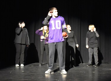 From the VERNDALE PUBLIC SCHOOLS production (VERNDALE, MN). Directed by KELLY YOUNGBAUER.
