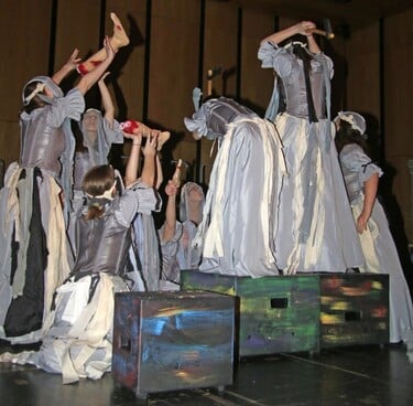 From the Cambridge-Isanti High School production (Cambridge, MN). Directed by Kelly Fairchild-Fahrni.
