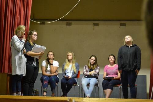 From the Tsumeb Gimnasium production (Tsumeb, Namibia). Directed by Petri van Wyk.
