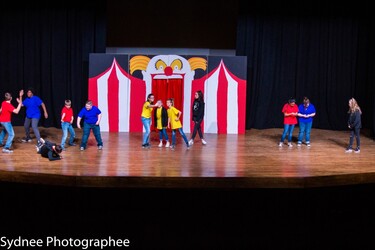 From the Pearl Junior High School production (Pearl, MS). Directed by Shannon McDowell.
Photo Credit: Sydnee Tapley From the Pearl Junior High School production (Pearl, MS). Directed by Shannon McDowell.
Photo Credit: Sydnee Tapley